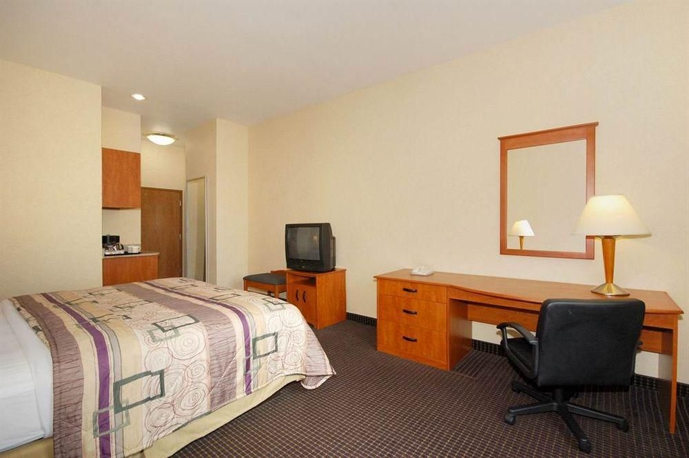 SLEEP INN & SUITES3