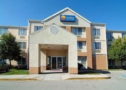COMFORT INN & SUITES NORTH4