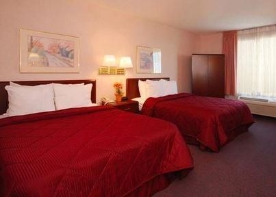 COMFORT INN & SUITES NORTH2