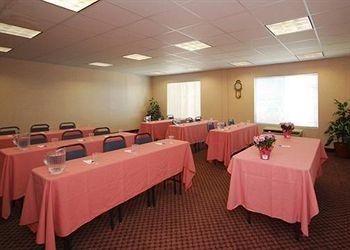 COMFORT INN & SUITES NORTH1