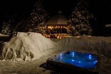 Snowed Inn1
