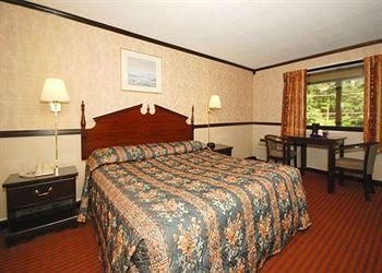ECONO LODGE MONTPELIER3