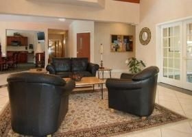 COMFORT INN & SUITES3