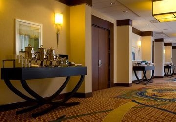 Marriott Key Bridge3