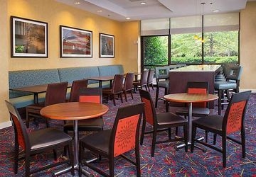 RESIDENCE INN ARLINGTON PENTAGON CITY4