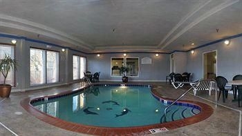 COMFORT INN & SUITES CHESAPEAKE4
