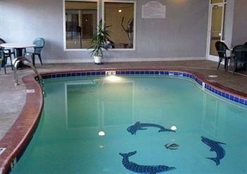 COMFORT INN & SUITES CHESAPEAKE3