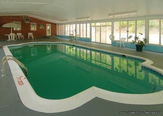 COMFORT INN BURKEVILLE1
