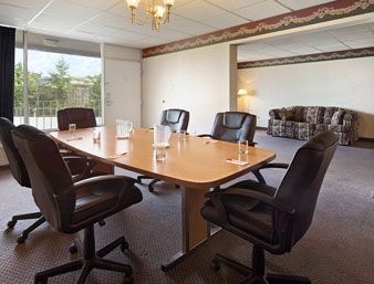 RAMADA RICHMOND WEST3