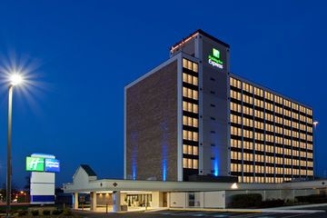 HOLIDAY INN EXPRESS0