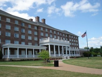 HILTON GARDEN INN SUFFOLK RIVE1