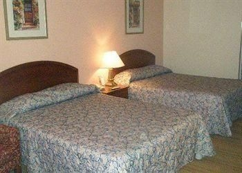 ECONO LODGE COLONIAL HEIGHTS0