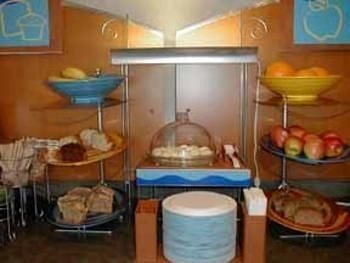 COMFORT INN MARYSVILLE3