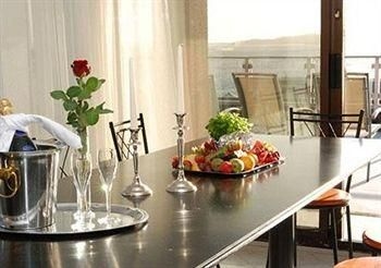 Quality Hotel Grand Farris2