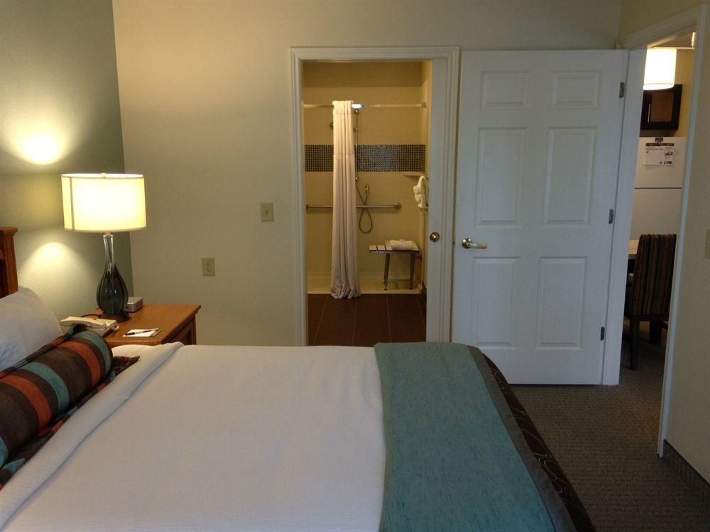 STAYBRIDGE SUITES VANCOUVER-PO2