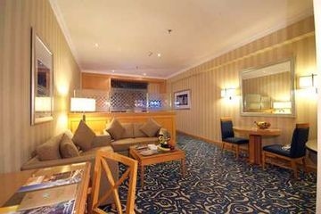 Hilton2