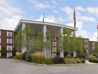RAMADA MORGANTOWN HOTEL AND CO0