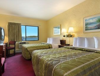 DAYS INN APPLETON4