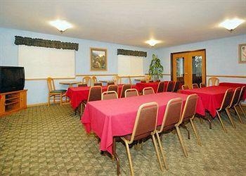 COMFORT INN EDGERTON4