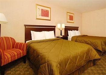 COMFORT INN EDGERTON1