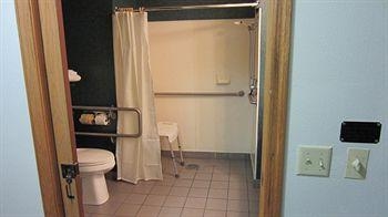 BEST WESTERN QUIET HOUSE & SUITES4