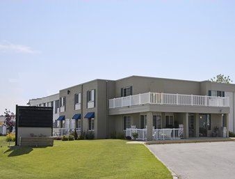 SUPER 8 MANITOWOC0