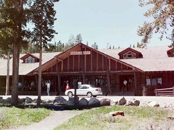 ECONO LODGE RIVER FALLS1
