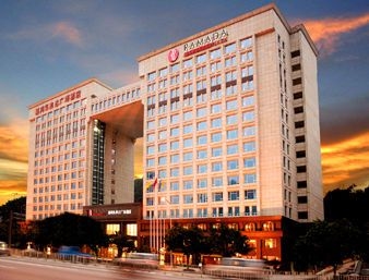 Ramada Plaza0