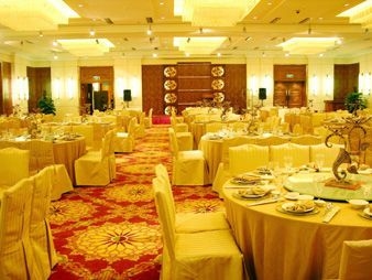 Ramada Plaza4