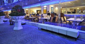 Crowne Plaza Landmark3
