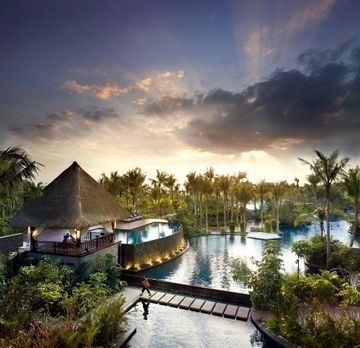 Pullman Oceanview Sanya Bay Re1
