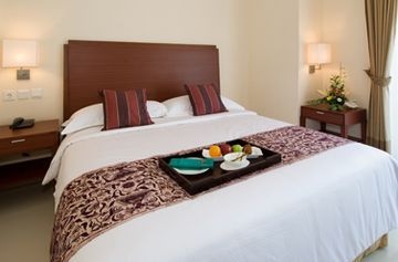 Aston Manado3