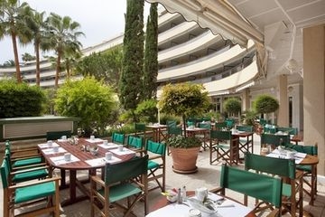 Holiday Inn Resort3