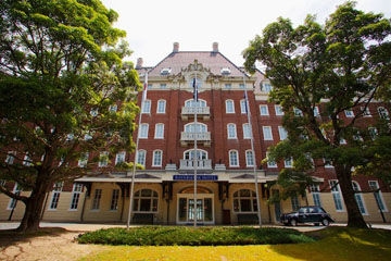 โฮเทล เดนฮาก ฮุยส์ เทน บอช (Hotel Denhaag Huis Ten Bosch)0