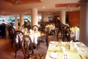 Ramada Cancun4