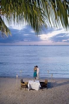 Isla Mujeres Palace2