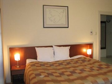 Redbrick Apartotel4