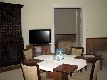 Redbrick Apartotel2