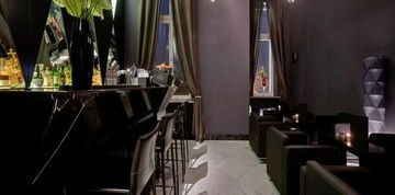 Platinum Palace1