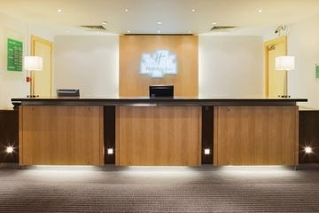 Holiday Inn2