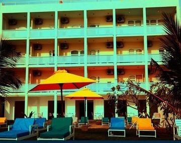 Hotel J0