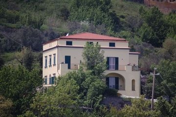 Villa Romita0