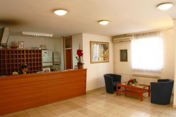 Hotel Dujam0