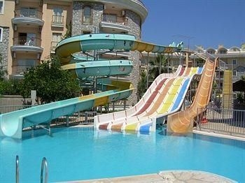 CLUB SECRET GARDEN APARTMENTS3