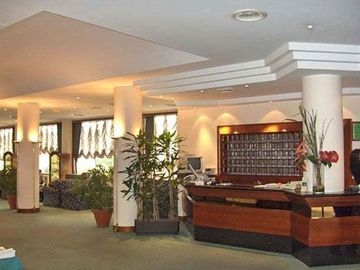 Euro Hotel3