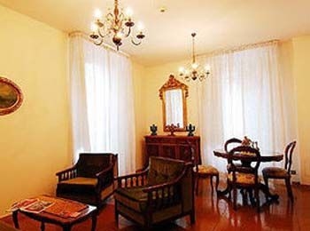 Roma Room2