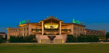 แอส โฮเต็ล คัมเบียโก (AS Hotel Cambiago)0