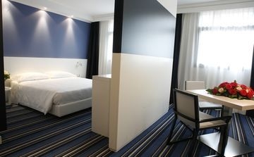 โรงแรมนีโอ (Neo Hotel)1