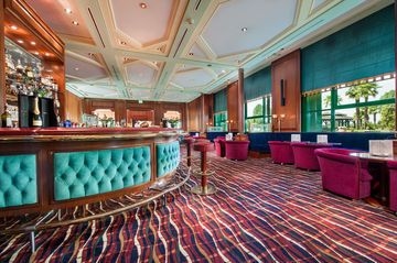 โรงแรมรอยัล การ์เดน (Royal Garden Hotel)4