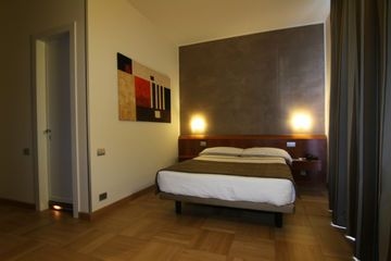 โรงแรมโคโม (Hotel Como)1